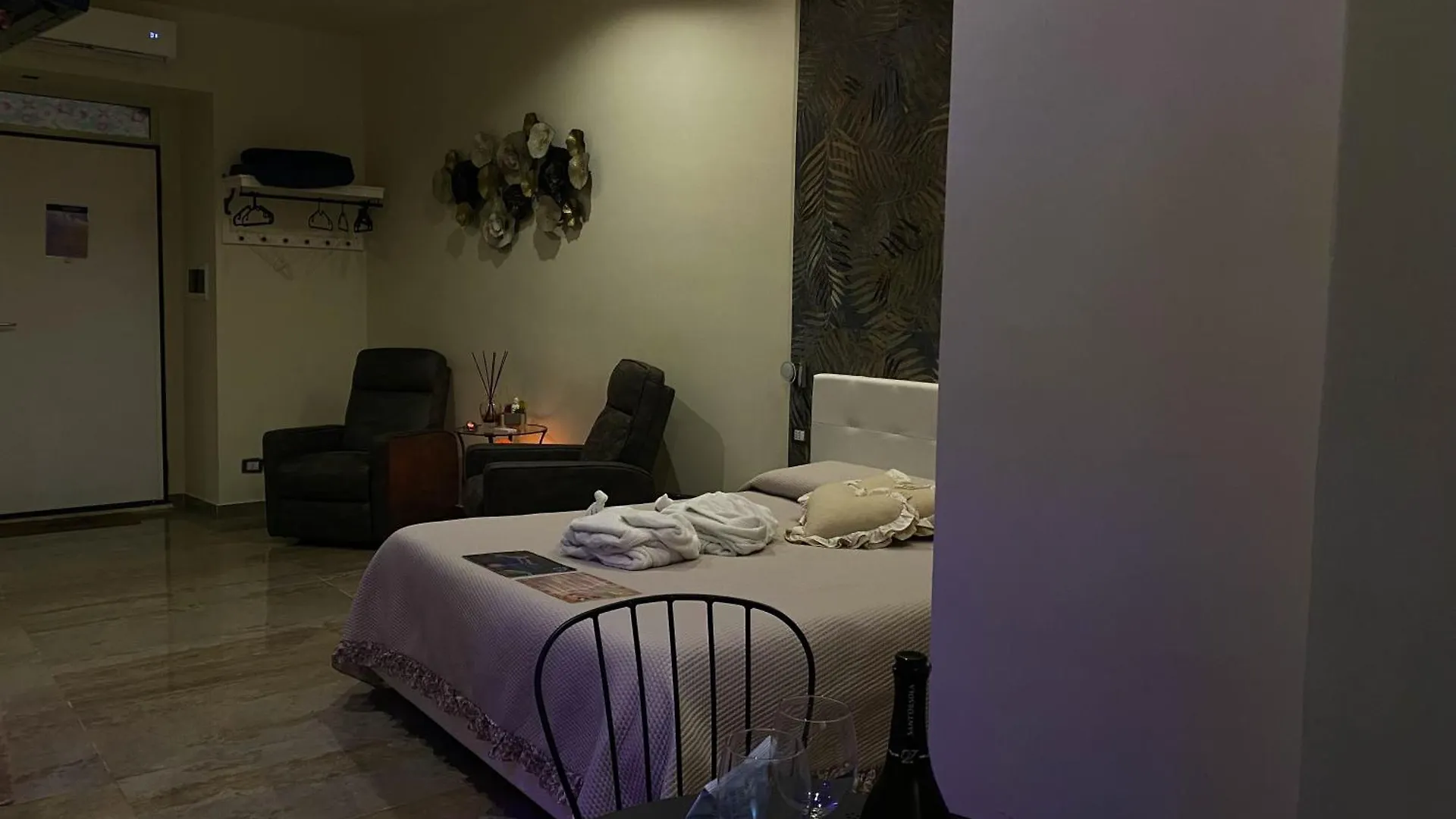 בית נופש קטאניה Pitta Room Suite & Private Spa